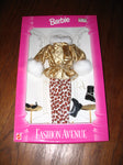 Barbie Fashion Avenue:  Boutique (#14299 - 1995)